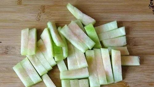 麻包瓜如何晒干吃视频,传统小吃新体验