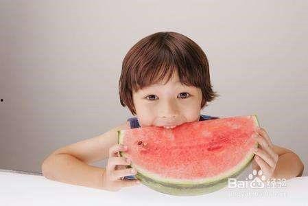 吃瓜孩子发烧,探寻病因与科学护理之道